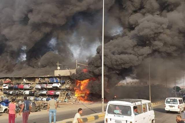 حريق لمخزن قطع غيار سيارات في الجيزة