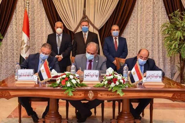 اتفاق بين مؤسسات الدولة لتصنيع اطارات المركبات بمصر