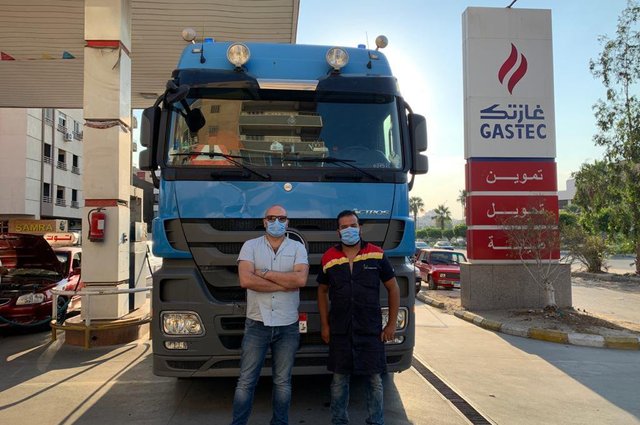 تحويل سيارة نقل ثقيل مرسيدس لغاز طبيعي