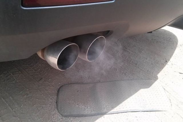 كيف تعرف ان شكمان السيارة مسدود ؟