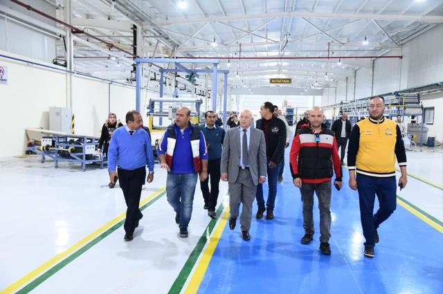 بدء تصدير اطارات المركبات من مصر