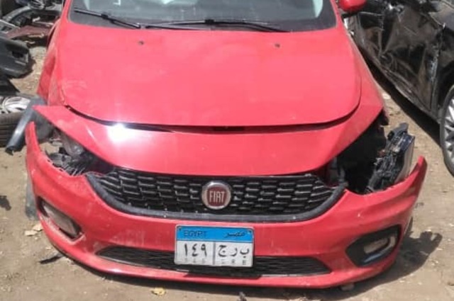 اضافة 4 سيارات لمزاد شركة وثاق لسيارات الحوادث