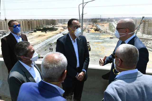 مدبولي يزور طريق الواحات والدائري الأوسط