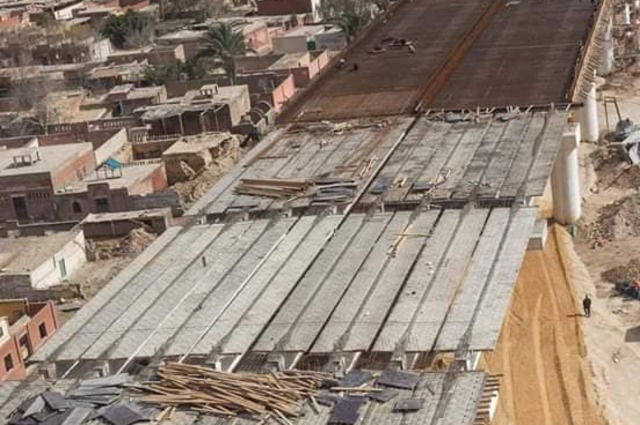 استكمال العمل في مشروع كوبري عين الصيرة