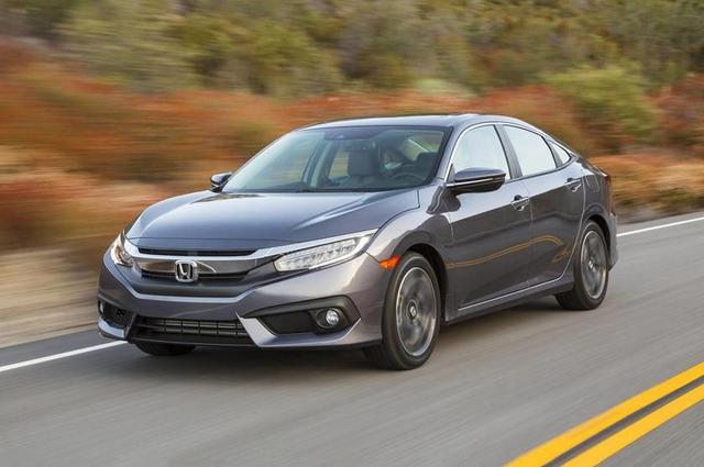 تجار يقدمون تخفيضات على هوندا سيفيك 