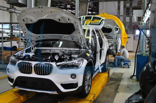 توقعات بتأثير كورونا على انتاج السيارات في مصر