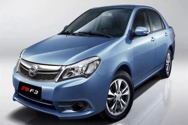 انخفاض سعر بي واي دي F3 من جديد