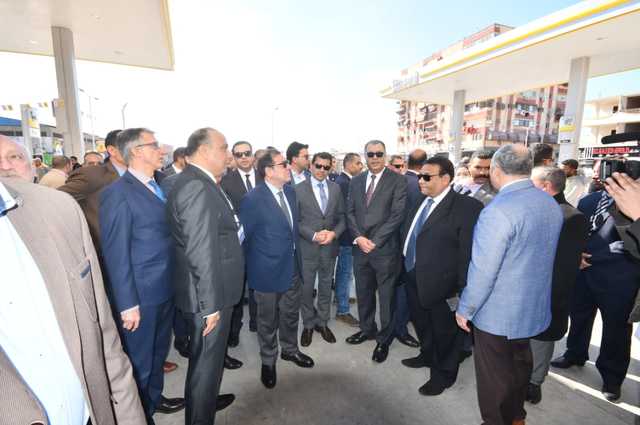 لأول مرة . . محطة وقود في مصر تجمع البنزين والغاز والسولار وشحن الكهرباء معاً