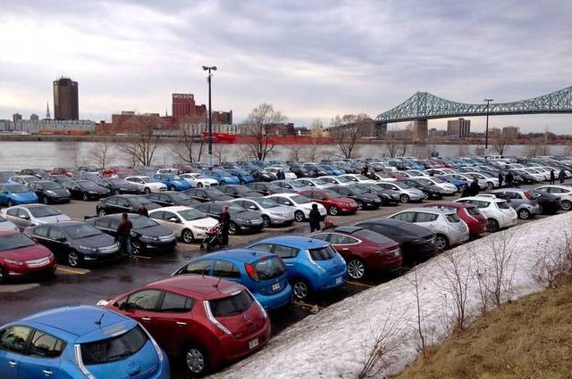 تجار يتوقعون حدوث انخفاضات جديدة في أسعار السيارات