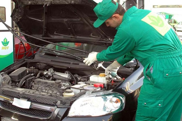 توقيع المرحلة 22 لتحويل السيارات للغاز الطبيعي في شركة كارجاس