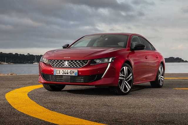 افضل السيارات السيدان المتوسطة مبيعاً في مصر 