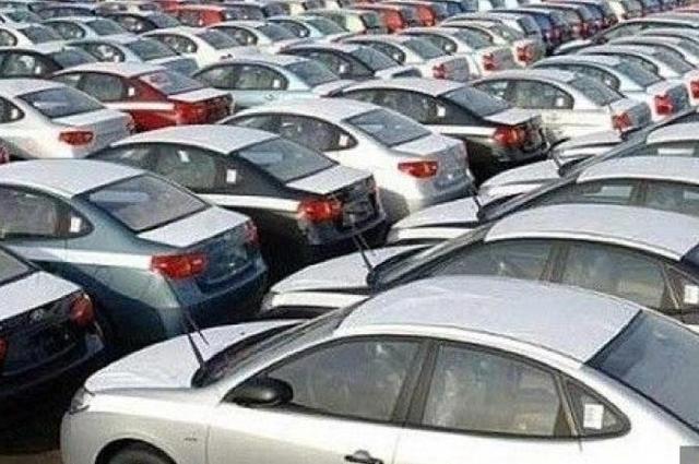 ضغوط جديدة لتوفير مواصفات قياسية في السيارات بمصر