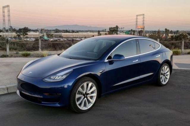 قبل شراء تسلا كهربائية في مصر . . تعرف على بنود الصيانة