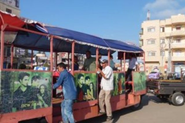 القاهرة تستبدل التوك توك بالطفطف 