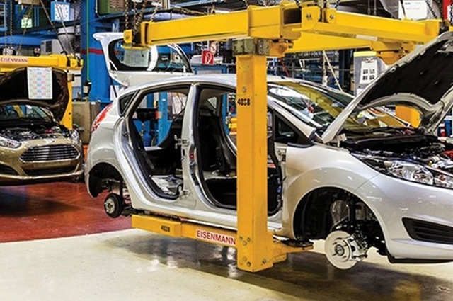 صغر حجم السوق المصري وعدم وجود خطة يمنعان جذب شركات السيارات العالمية