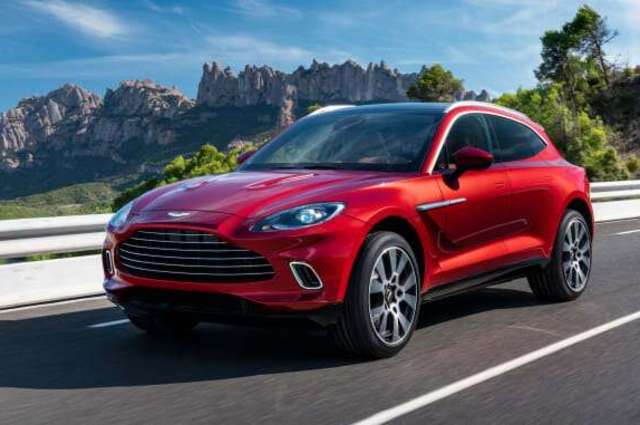 أستون مارتن DBX الجديدة تنطلق عالمياً وتسجيل الاهتمام بها في مصر 