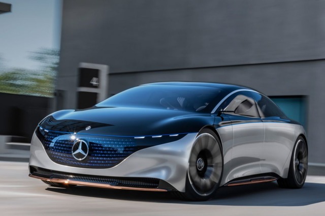 مرسيدس تتطلع لزيادة استثماراتها في مصر