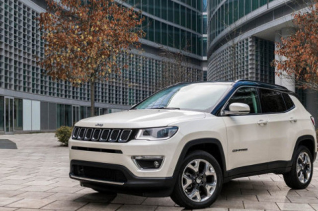 توقعات بطرح جيب كومباس في مصر قريبا