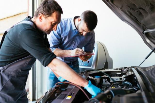 حماية المستهلك : توفير خدمات طواريء لاصلاح السيارات في الاجازات 