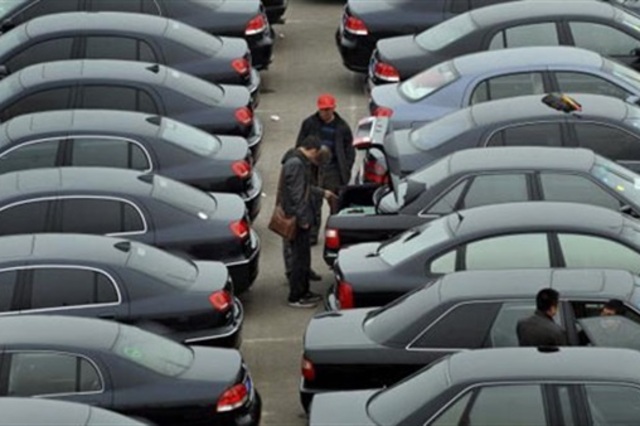 انتعاش متوقع في مبيعات السيارات التقسيط مع انخفاض سعر الفائدة