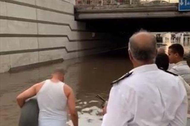 بطل نفق العروبة مطلوب للتكريم 