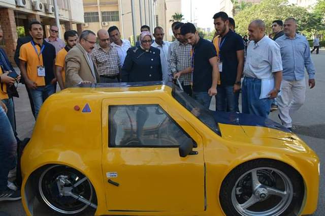 سيارة كهربائية صغيرة في الزقازيق تصل الي 100 كم في الساعة