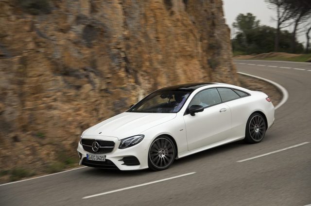 سيارة اليوم المستعملة : مرسيدس E200 كوبيه وجاجوار XJL معروضين للبيع بمصر