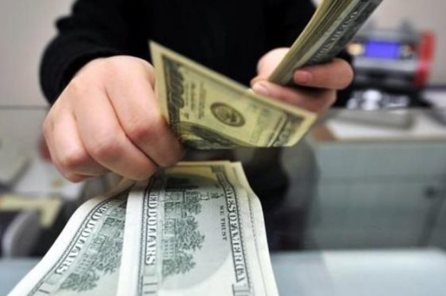 تجار السيارات : الغاء الدولار الجمركي ليس له علاقة بأسعار السيارات