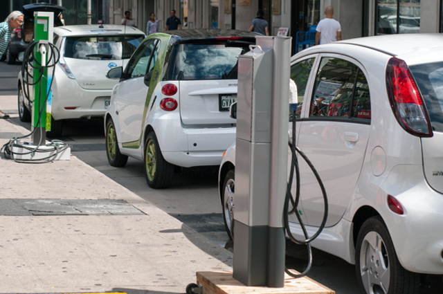 استمرار المفاوضات بين مصر والصين حول صناعة السيارات الكهربائية