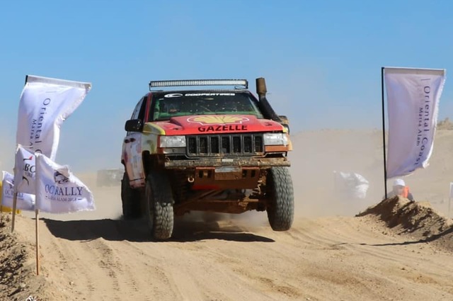 بيع سيارة جيب جراند شيروكي معدلة راليات في مصر 