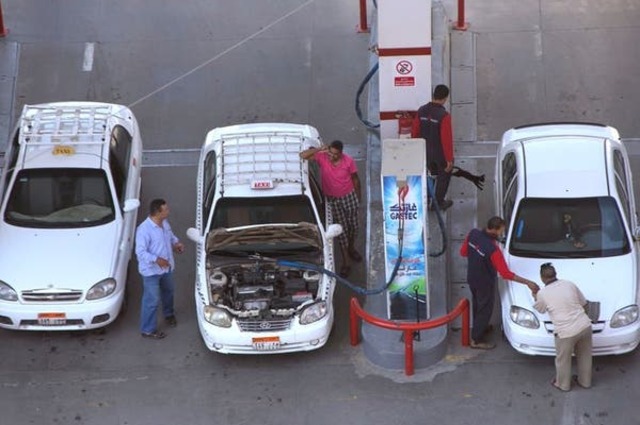 مراجعة أسعار الوقود في مصر كل 3 شهور