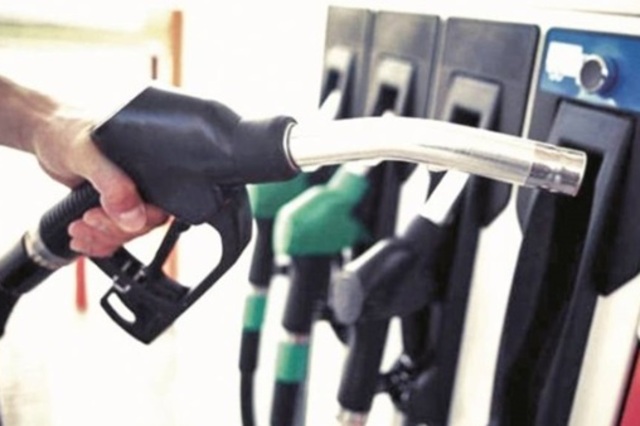في يوليو . .انخفاض سعر البنزين في عدد من الدول العربية