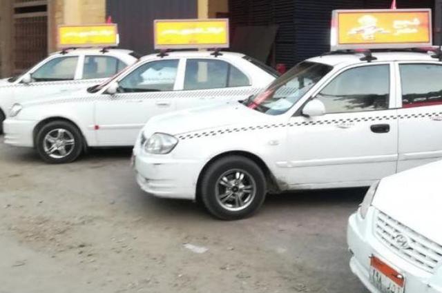 شاشات اعلانية على التاكسي الابيض في القاهرة بعد موافقة المرور