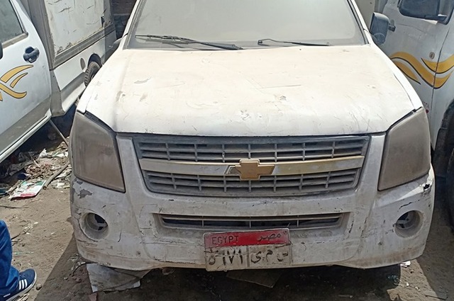 مزاد على سيارات نقل ونصف نقل وملاكي واطارات سيارات في 26 يونيو