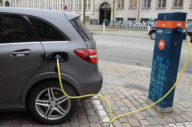 توقعات بعدم انتشار السيارات الكهربائية بمصر الا بعد 5 سنوات