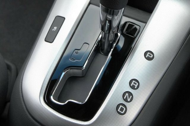 نصائح حول قيادة السيارات الأوتوماتيكية 