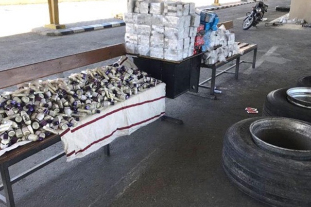 ضبط أكثر من 93 ألف عقار مهرب في اطارات سيارة نقل 
