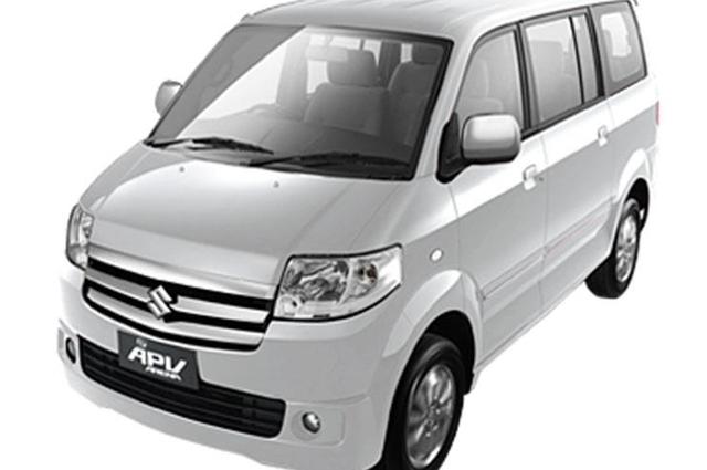 الحكومة تبدأ بالفعل ترخيص السيارات الميني فان للعمل أجرة 