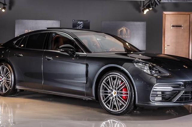 سيارة اليوم المستعملة : بورشة باناميرا تيربو موديل 2018