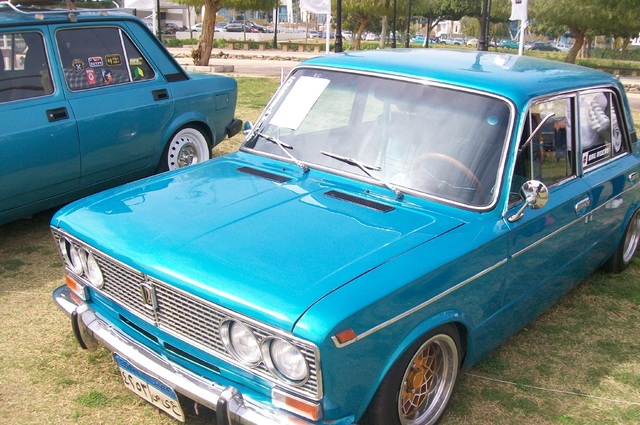 خاص هتلاقي : لادا فاز 2103 ونصر فيات 128 تخطفان الأنظار في معرض للسيارات الكلاسيكية