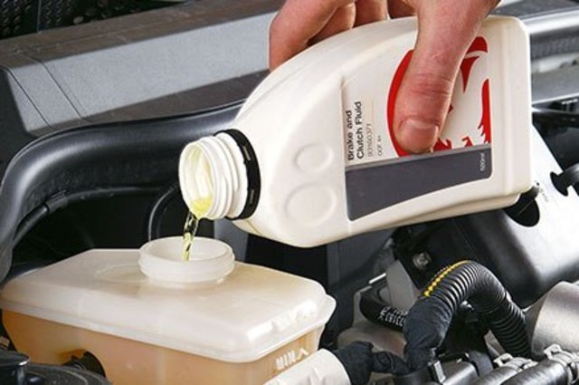 كيف تقوم بصيانة سيارتك بنفسك بسهولة ؟ (3)