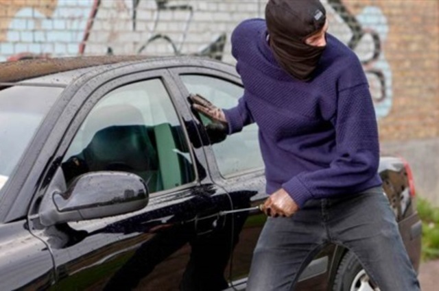 ضبط عصابة سرقت 20 سيارة في القاهرة 