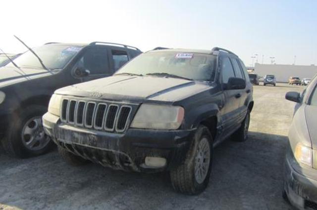 جيب شيروكي وتويوتا لاندكروزر وBMW بمزاد جديد في 17 مارس