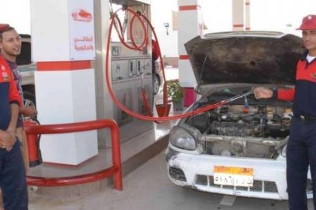 تأكيد على امكانية توفير الغاز الطبيعي في السيارات 6000 جنيه شهرياً
