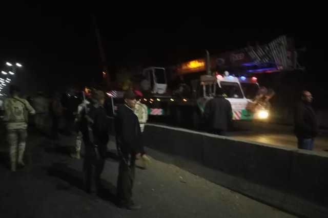 المرور يفتح الطريق الزراعي من جديد بعد رفع الكوبري المنهار