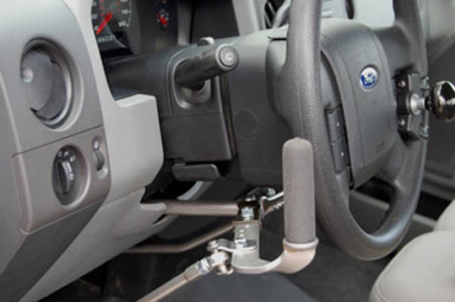 اعفاءات للسيارات من الجمارك والقيمة المضافة في قانون الاعاقة الجديد