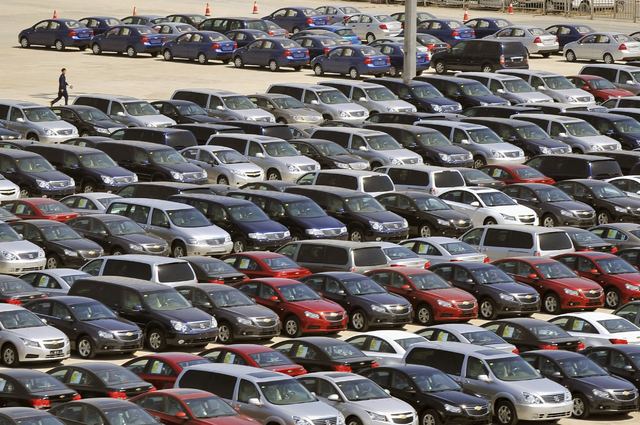 جهاز حماية المستهلك يعيد قيمة 120 مليون جنيه من السيارات 