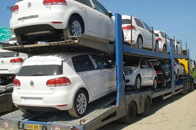 خبير : استيراد السيارات بصورة شخصية سيزيد تكلفتها 12.5%