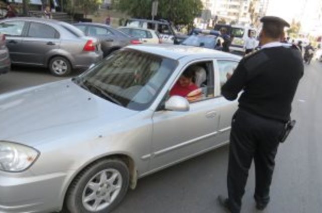 الزام سيارات الدفع الرباعي والنقل الثقيل والأجرة والأوتوبيسات بتركيب GPS