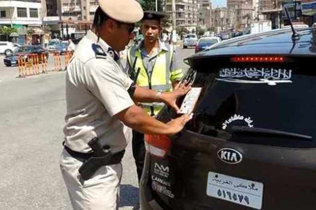 الملصق الالكتروني الجديد للسيارات سيضبط المخالفات ويقلل السرقات